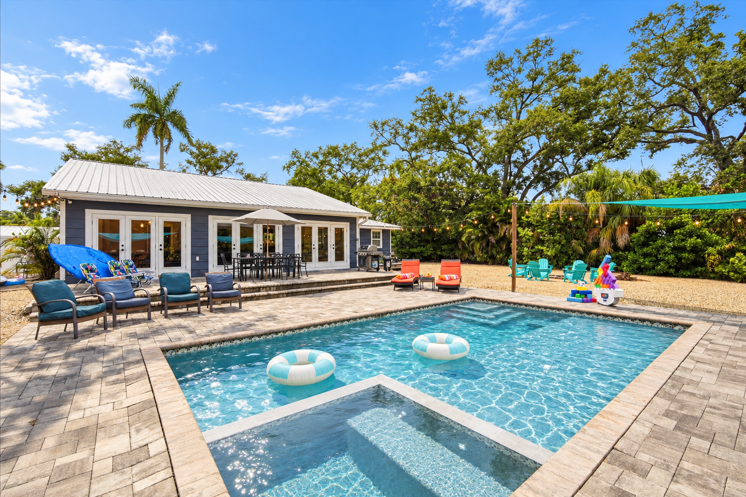 {The Mod Mango} Family Pool Home Near AMI Beaches