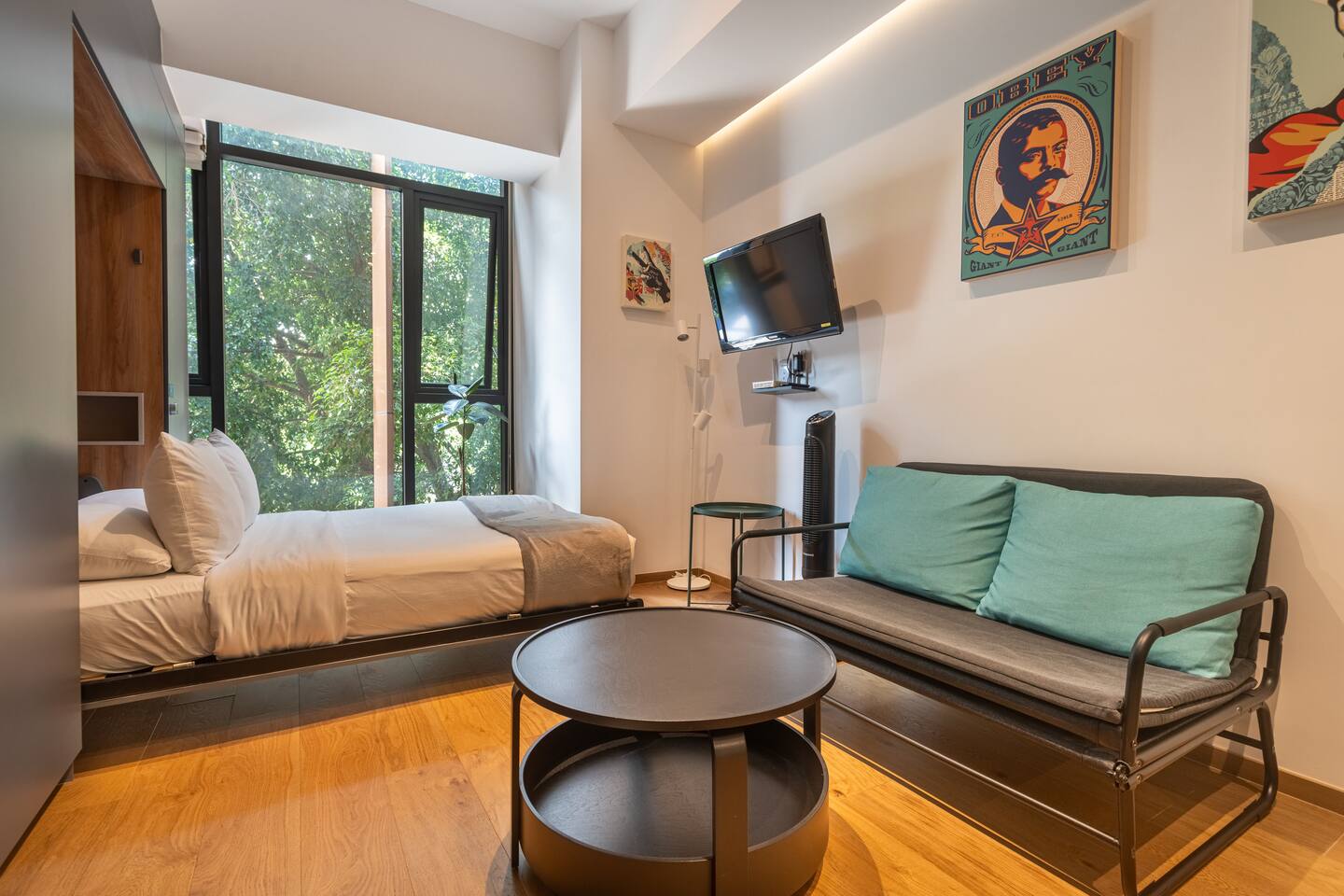 Rooftop, pool, gym, loft with a view of the trees. - foto 4
