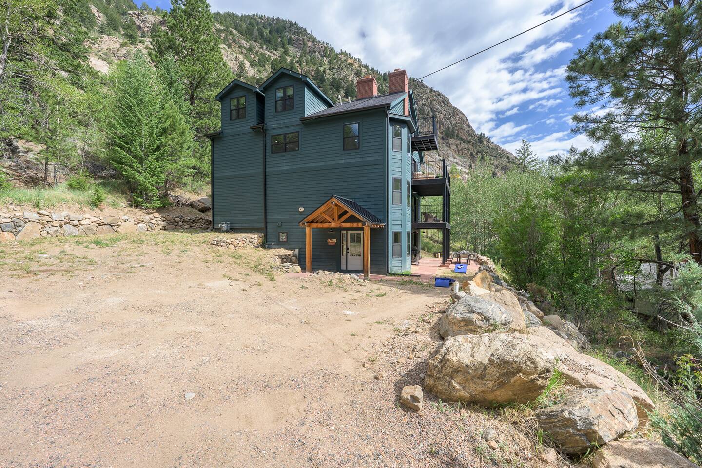 NEW! Georgetown Overlook | Sleeps 16+ | EPIC VIEWS