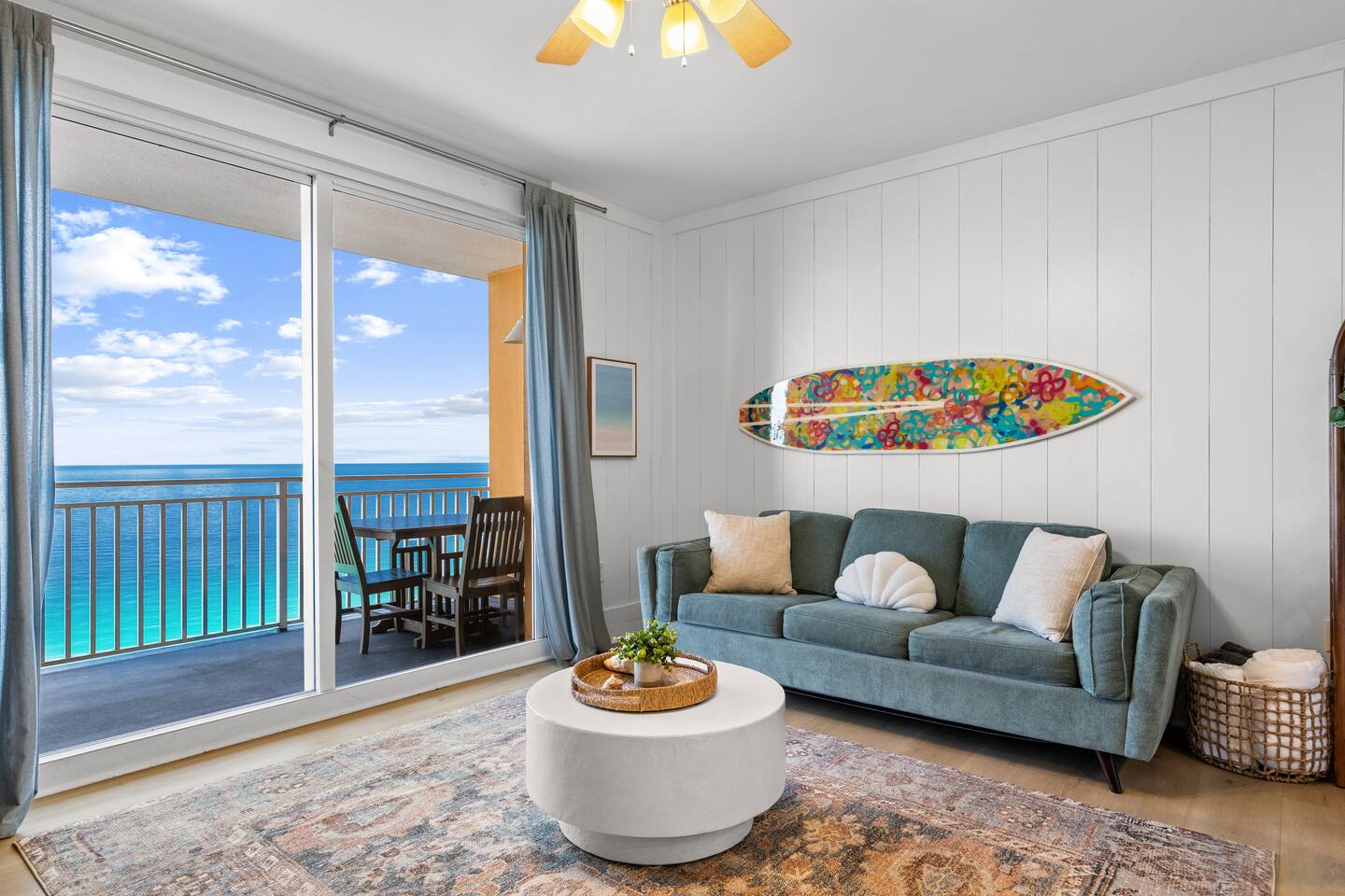 Splash Resort • Free Beach Chairs • 15th Floor