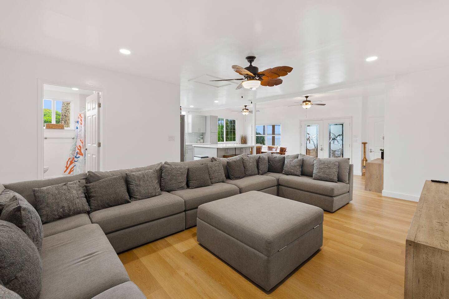 Exclusive 2-Bedroom Condo Rental at Sharks Cove