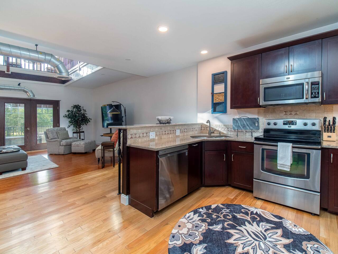 Luxmoore Park Penthouse, photo 5