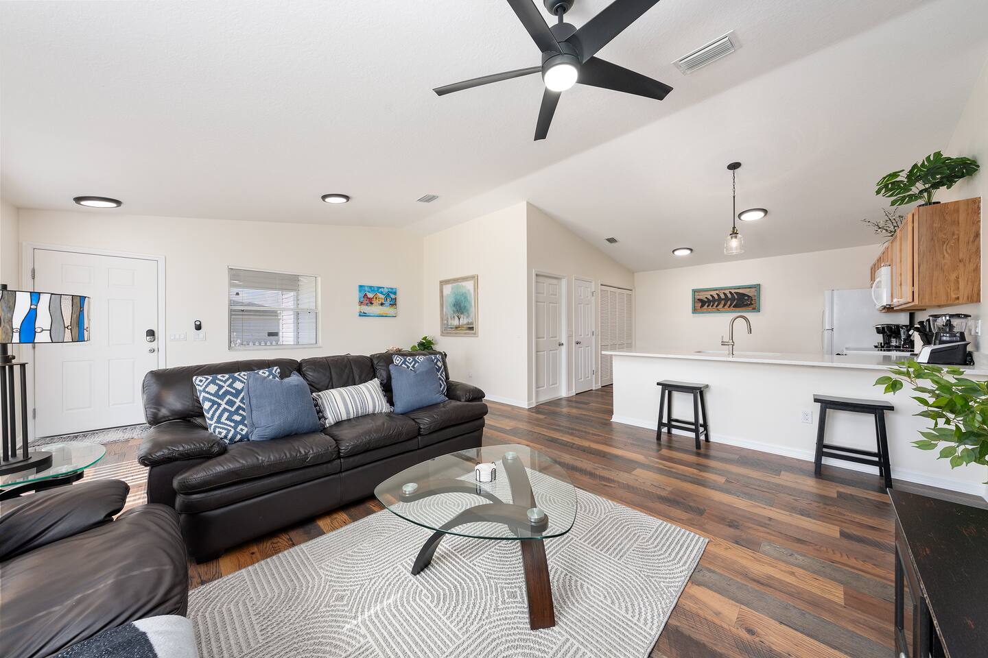 Villages Villa | Ideal Location + Golf Cart