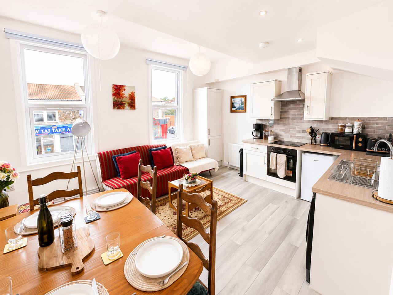 Free Parking | Gloucester Rd 2-Bed Flat | Sleeps 6