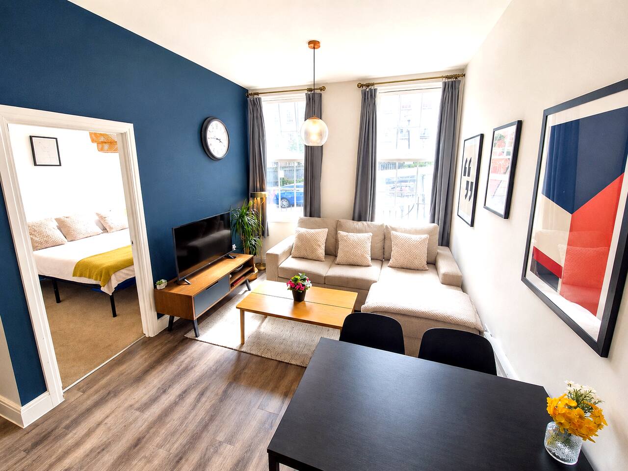 Comfy Cabot Circus Central Flat | Sleeps 4