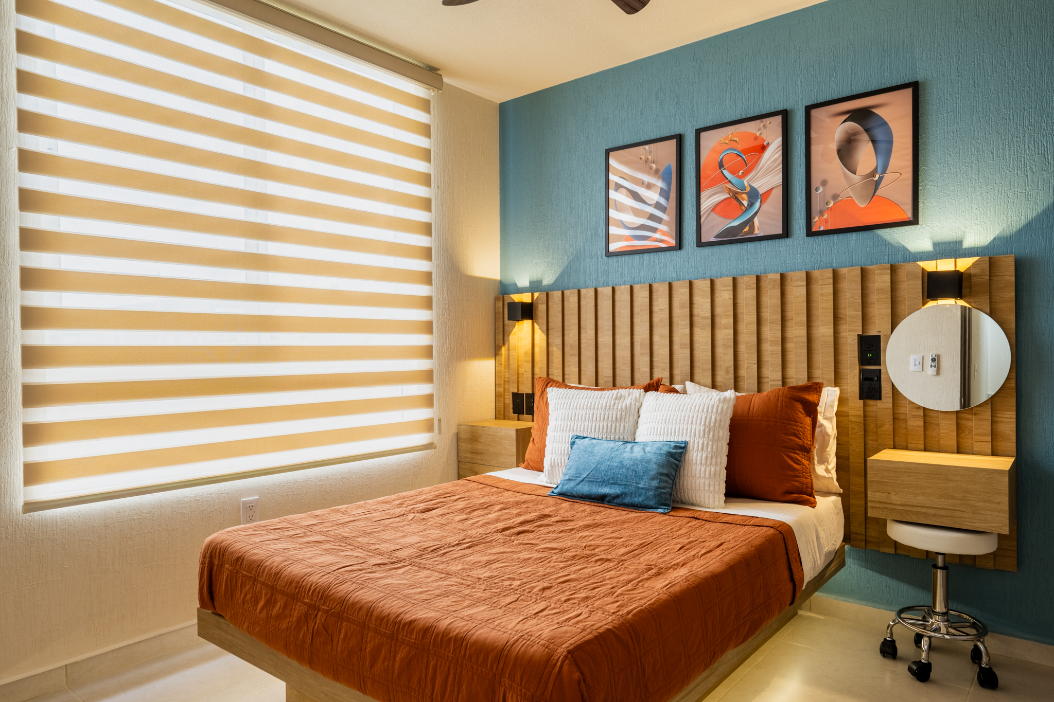 Experience Zákia | Rooftop Garden & Heated Pool