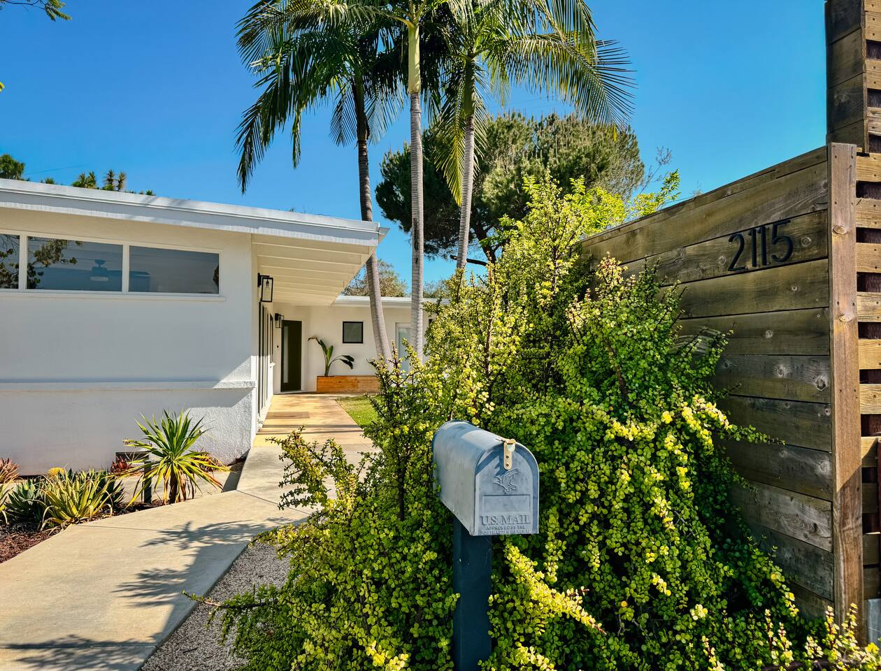 2 Houses on 1 Property | Mid Century Retreat