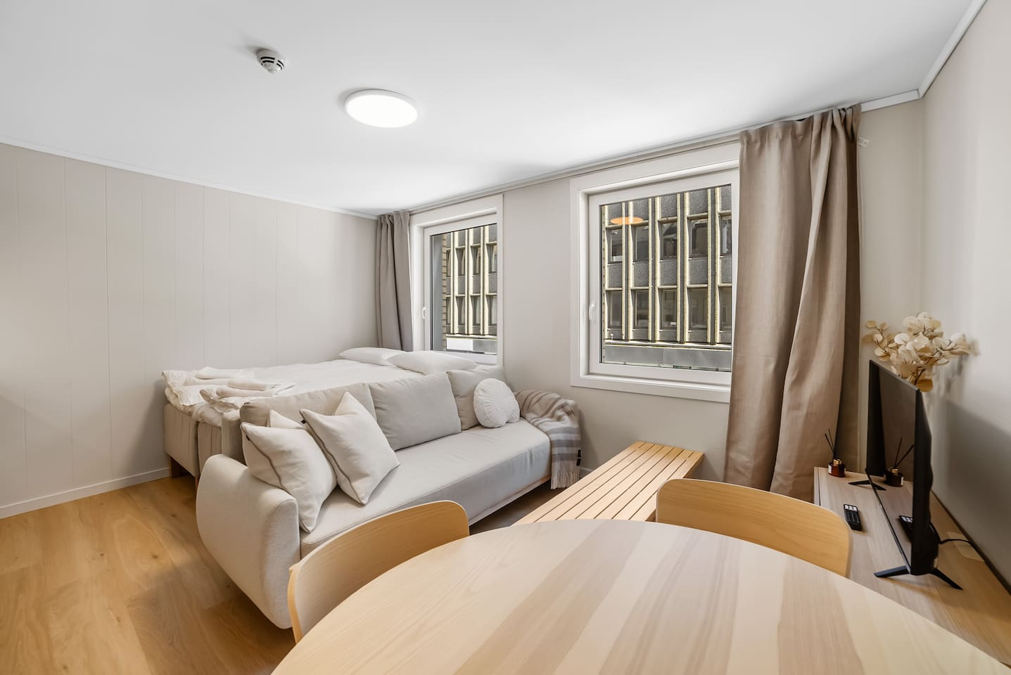 Renovated City Studio Apartment