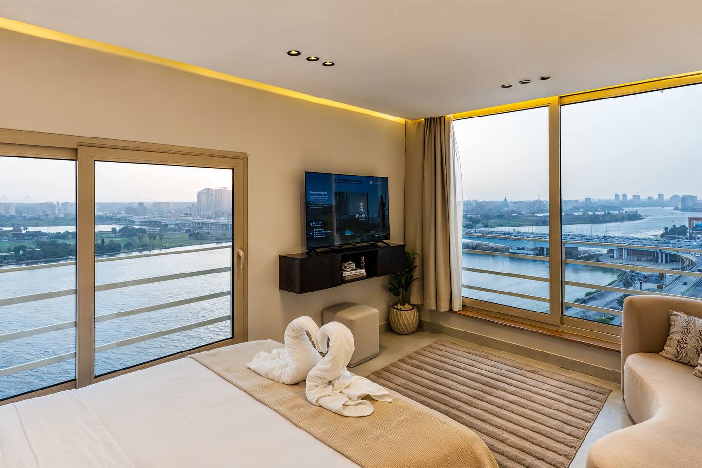 Panoramic Nile View | Luxury 3BR in Maadi photo 2