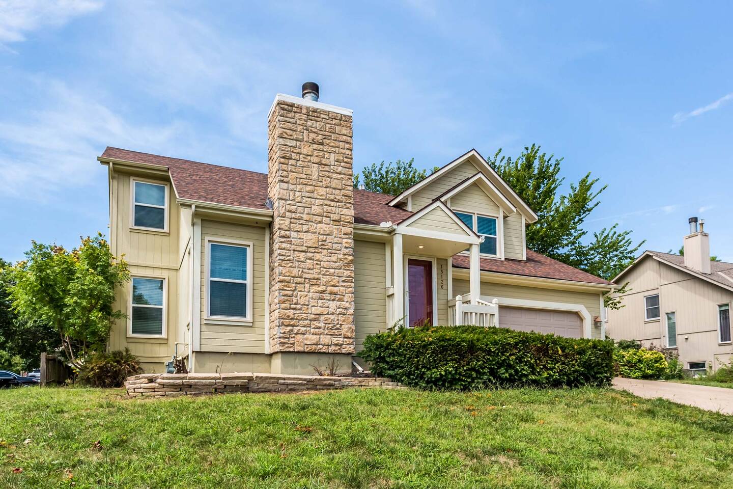 &Awesome family place in KC area, 2 king beds!