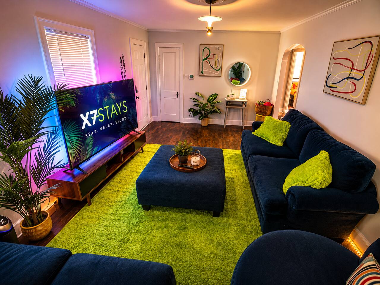 Retro Home Near Horse Park and Ark, Pet Friendly