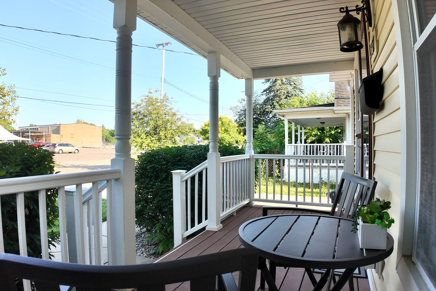 Lansing 2BR Home — 2