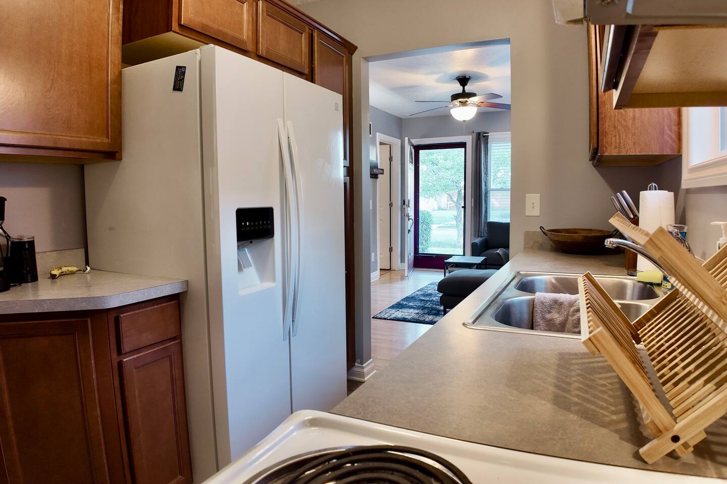 Lansing 2BR Home — 3