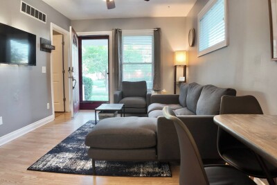 Lansing 2BR Home | 2 Blocks to Sparrow Hospital, Pets OK | Sleeps 4