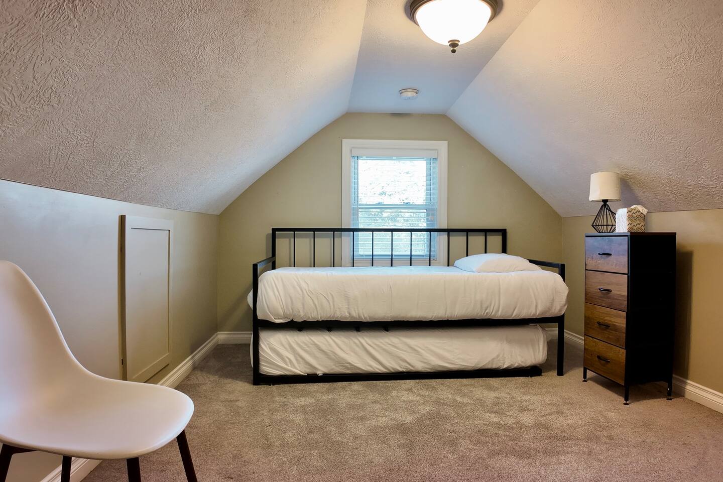 Lansing 2BR Home — 5
