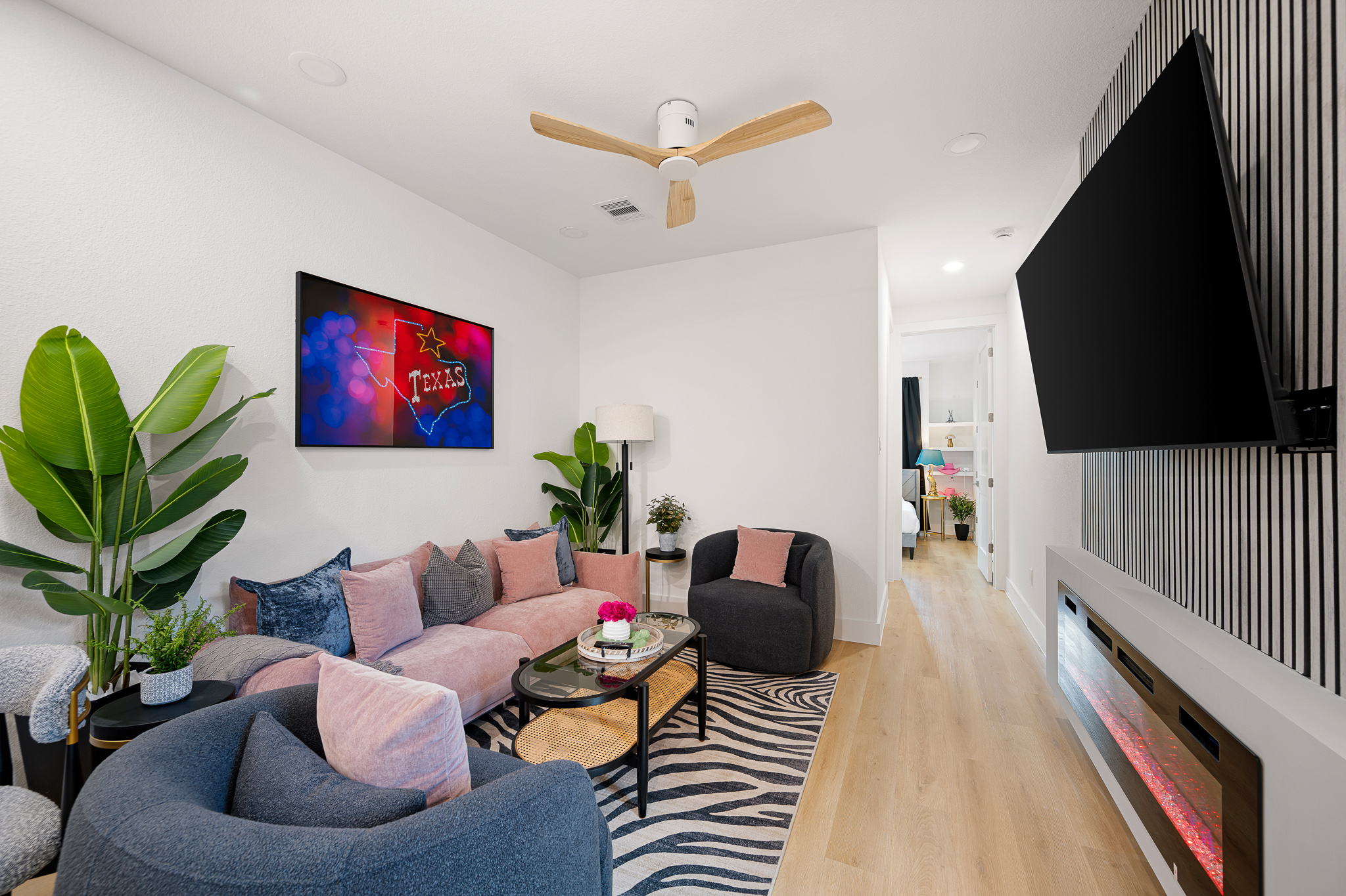 New 3BR3BA | Walking Distance to UH TSU Metro Line