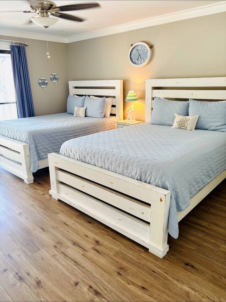 Cozy Beach Villa @ Edgewater Beach Resort PCB