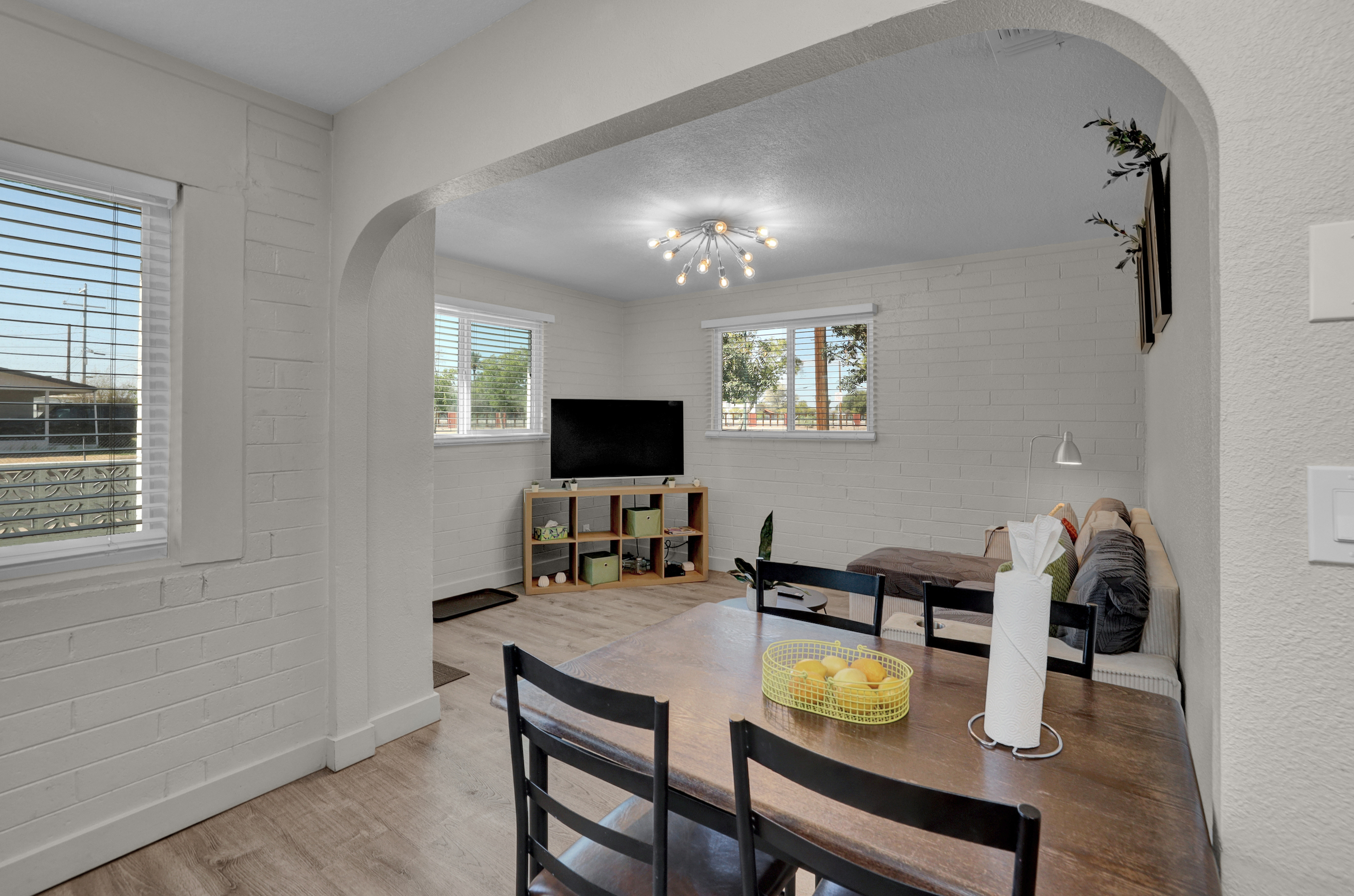 2BR Walk to Main St · King + Queen · Pets OK