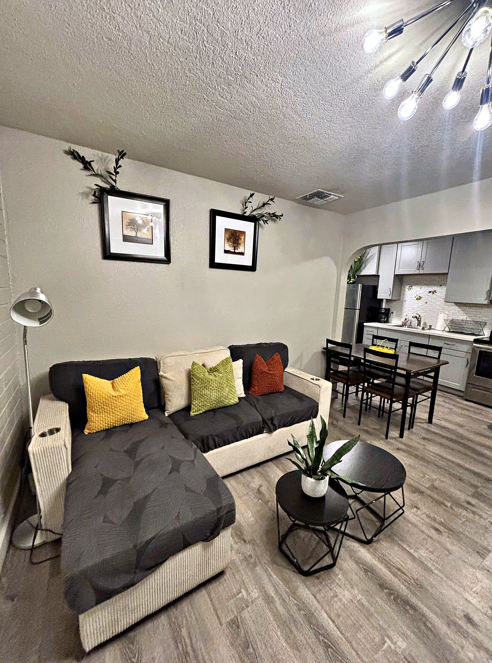 Downtown Gilbert Oasis | Pet Friendly | Walkable