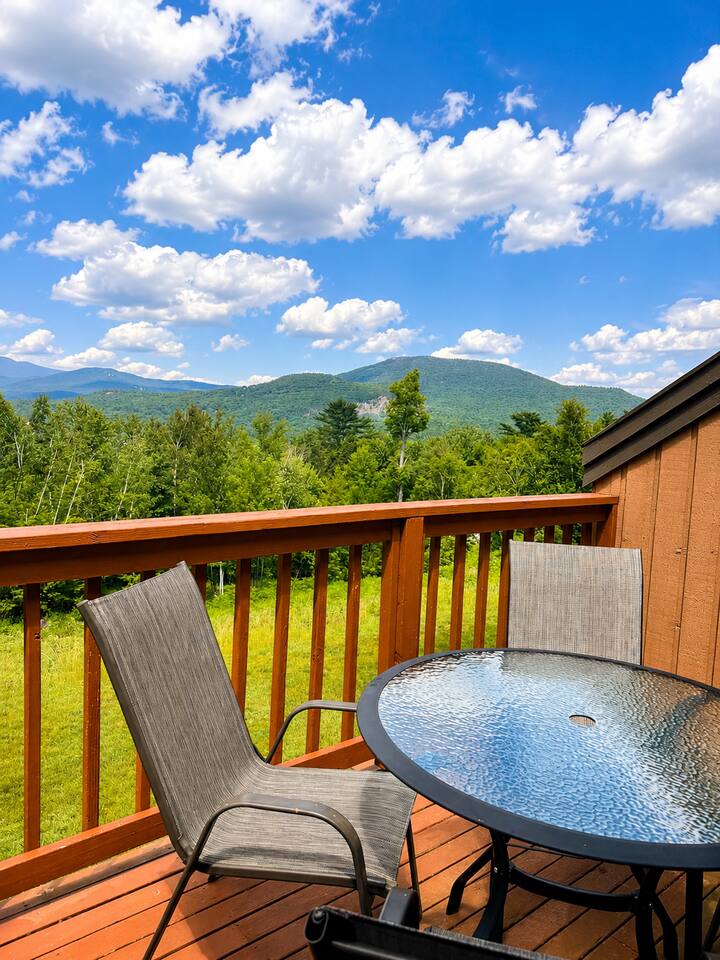 The Alpine Retreat | Luxury 5BR in Bartlett, NH