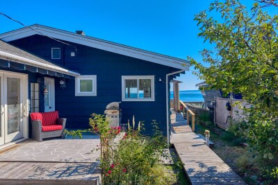 The Beach House on the Salish Sea photo 12