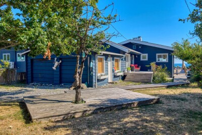The Beach House on the Salish Sea photo 15