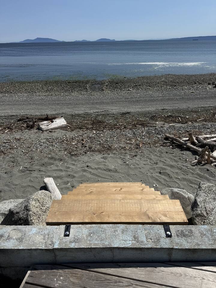 The Beach House on the Salish Sea photo 7