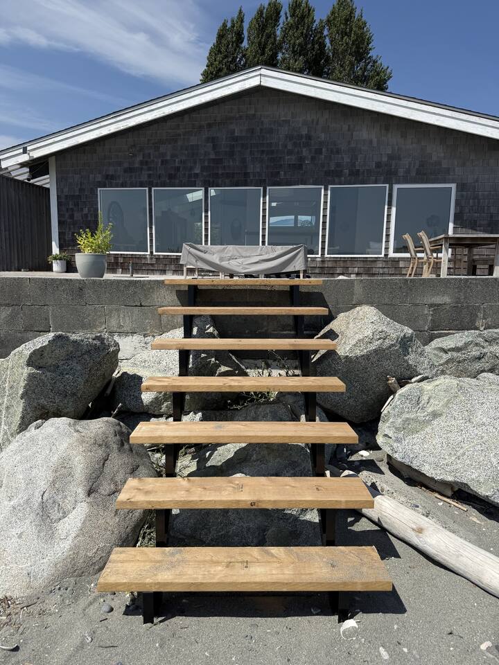 The Beach House on the Salish Sea photo 3