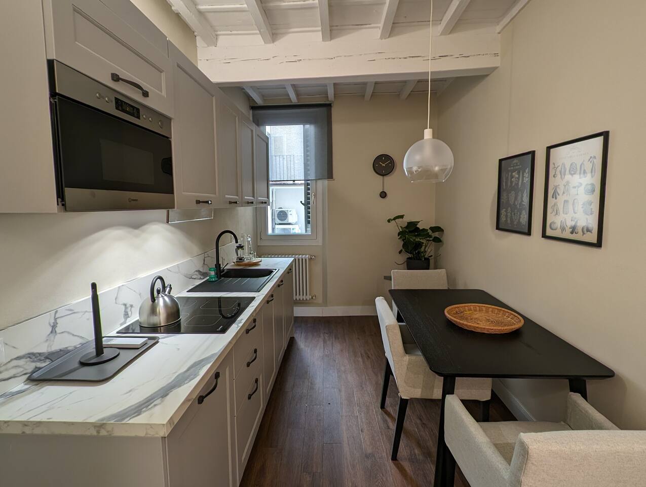 San Firenze Tower Studio