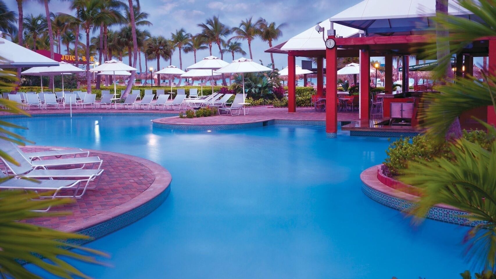 Luxury 1 Beachfront, Resort-Palm Beach-Spa-Hot Tub