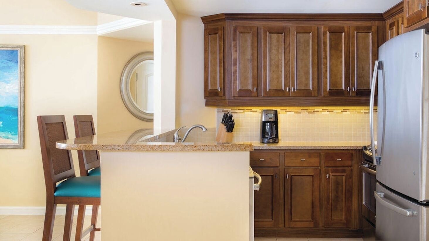 Aruba Surf Club Beachfront Resort kitchen