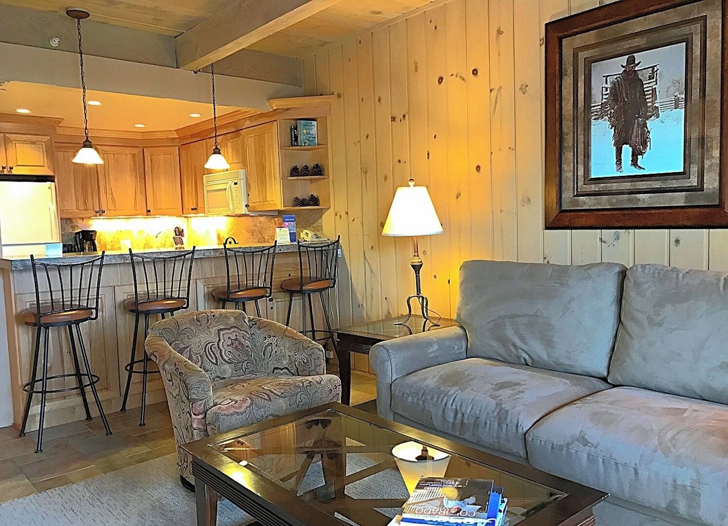 1 Suite Downtown Aspen, By The Gondola, Hot Tub!