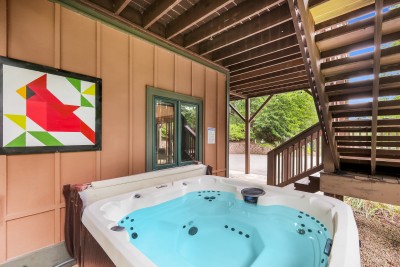 Slip into the private covered hot tub for a soak any time of day—rain or shine, day or night. It's the perfect way to melt away the day and soak up the mountain air under the stars.