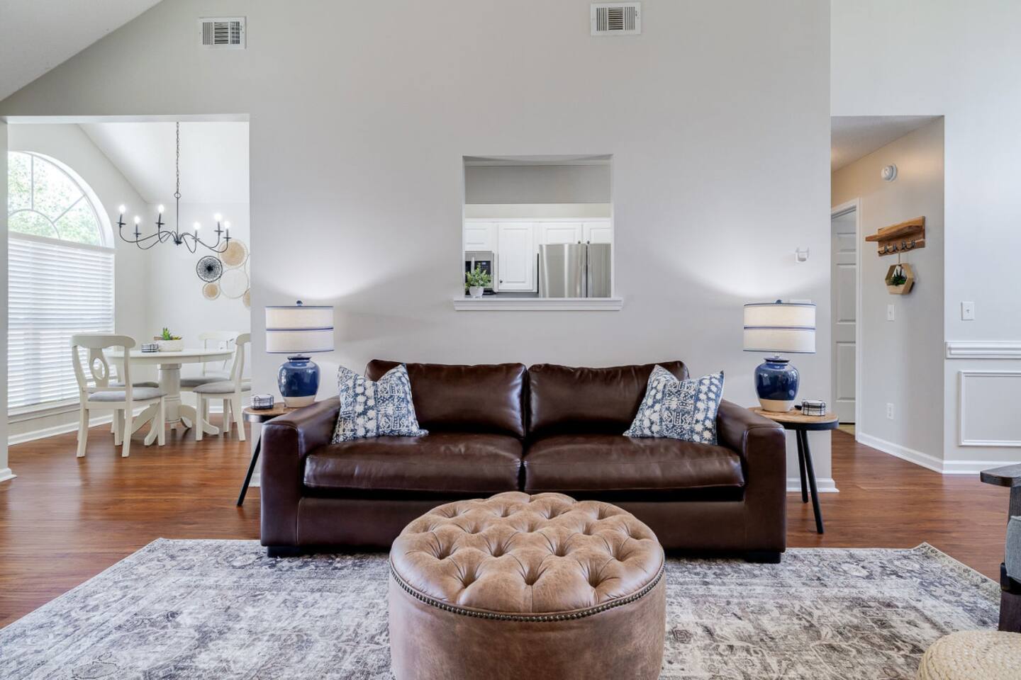 2 King Beds Firepit Close To DT Savannah•Hyundai