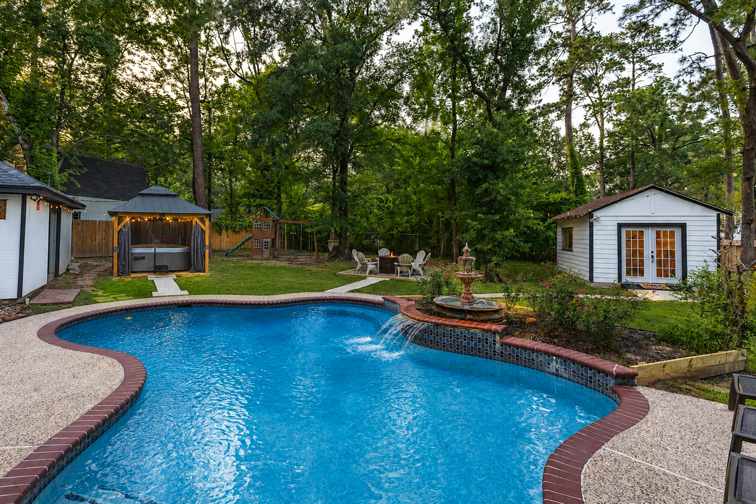 Houston Pool Play and Stay - 30+ Days