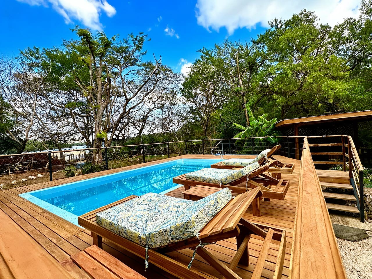 La Choza: Beachfront Nature Oasis w/Pool & Firepit