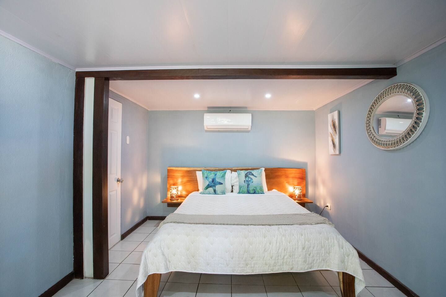 Private Room & Bath | Steps to Beach, Pool & Deck
