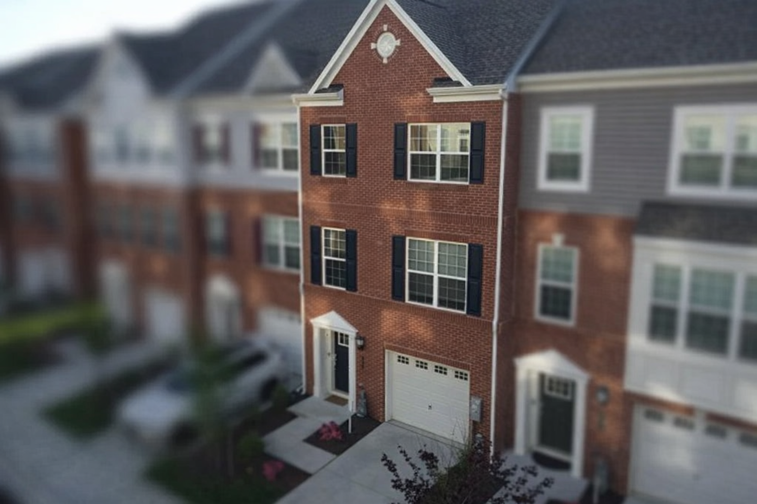 Desirable Elkridge TH Community! Central + Pool