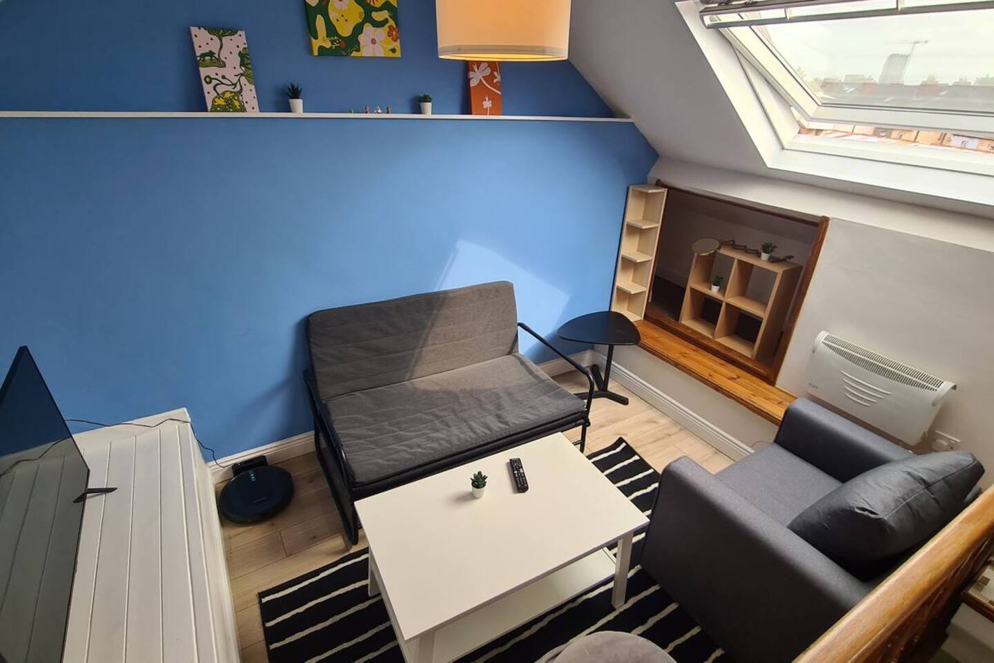 Private Apartment (Flat 5)