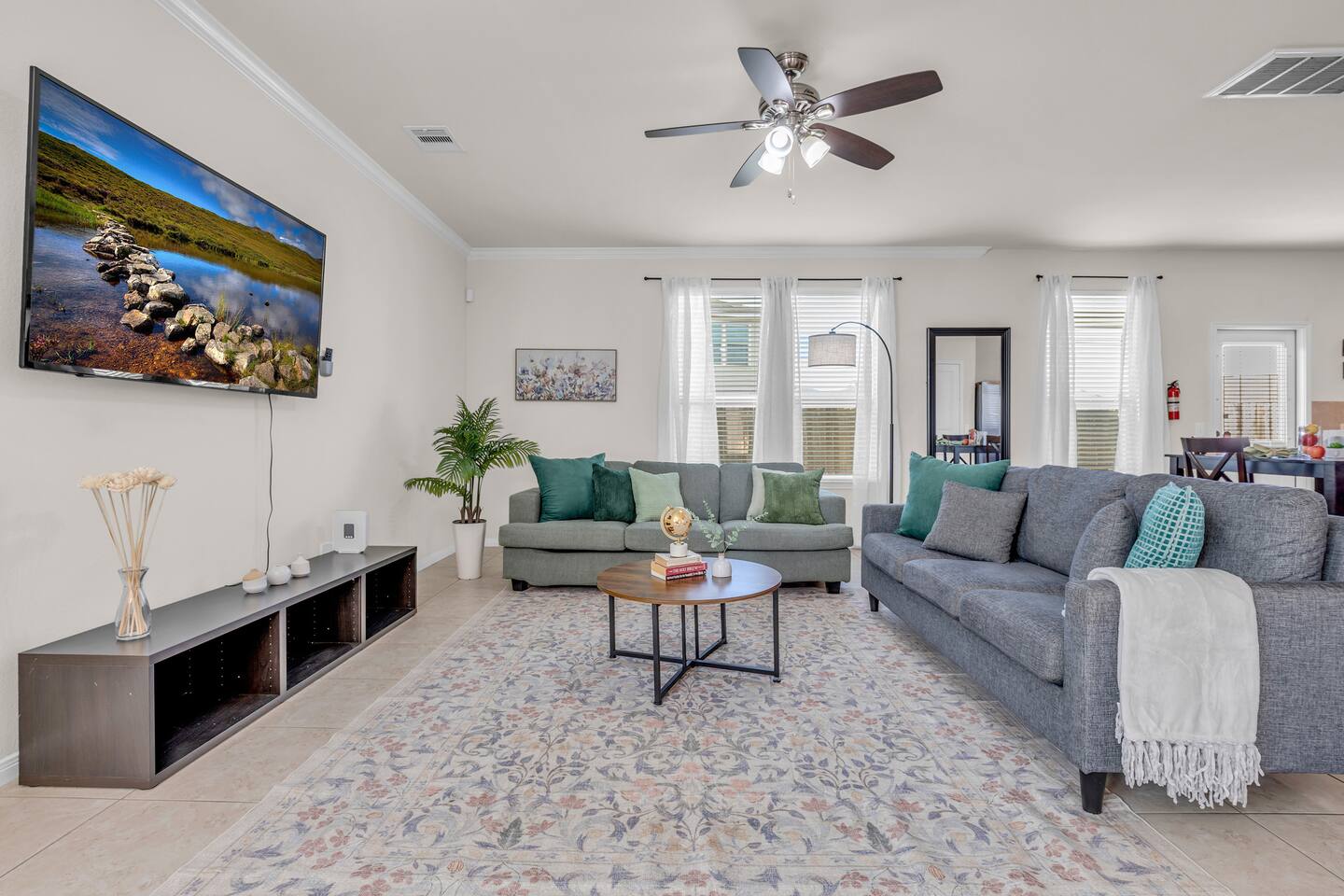 5BR Near NRG & TMC | Pool Table | King Bed