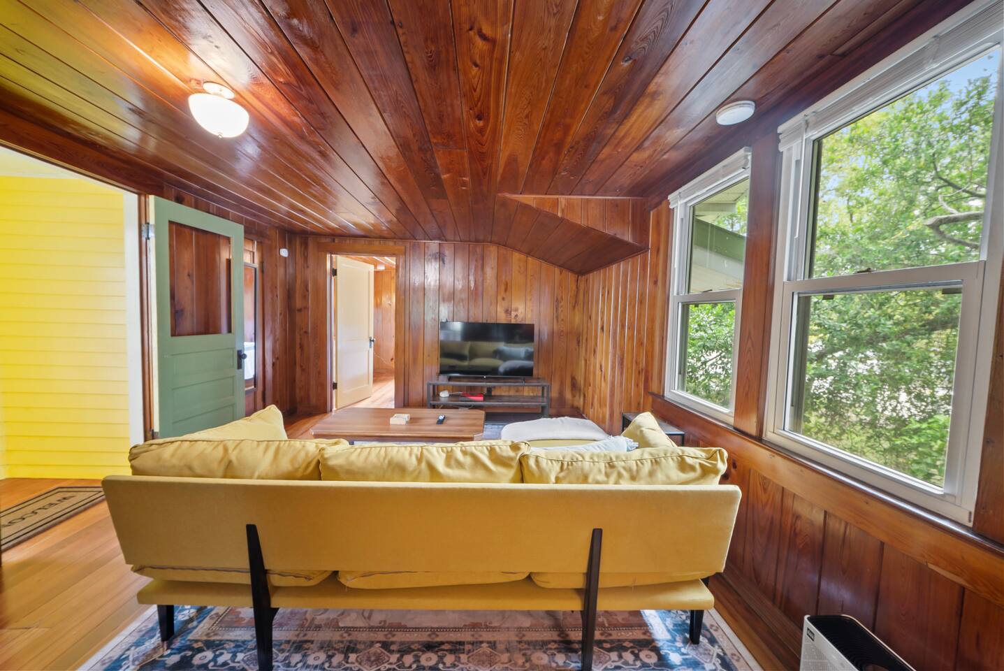 Bayou Bungalow | Walk to Downtown Tarpon Springs