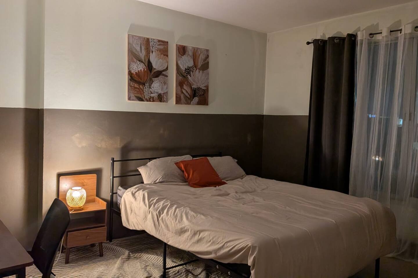Digital Nomad Room • Coworking + Rooftop • Jed yod