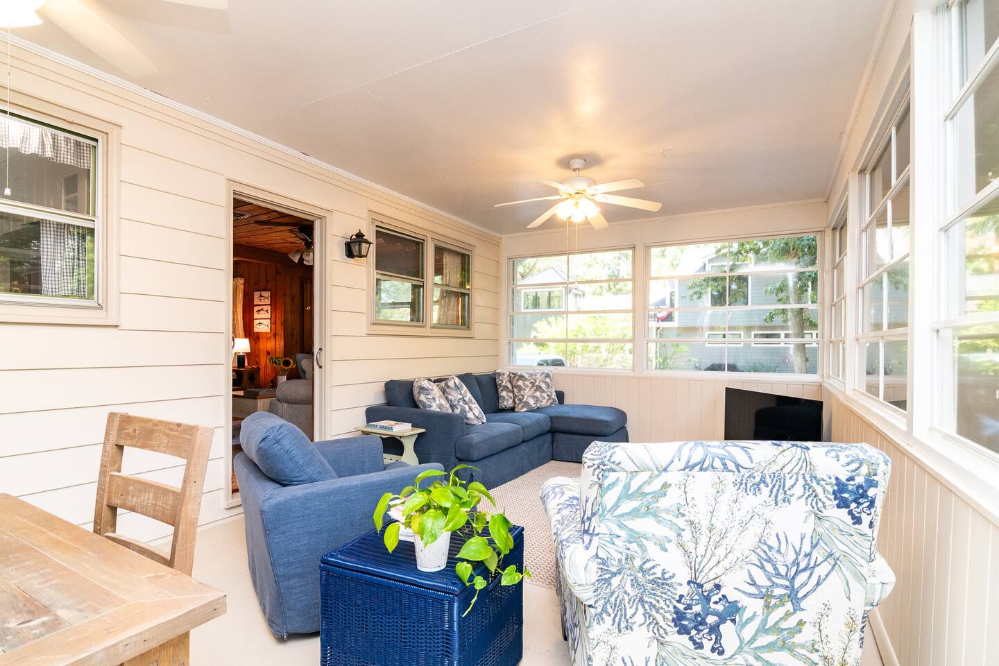Henlopen Beach Cottage photo 37