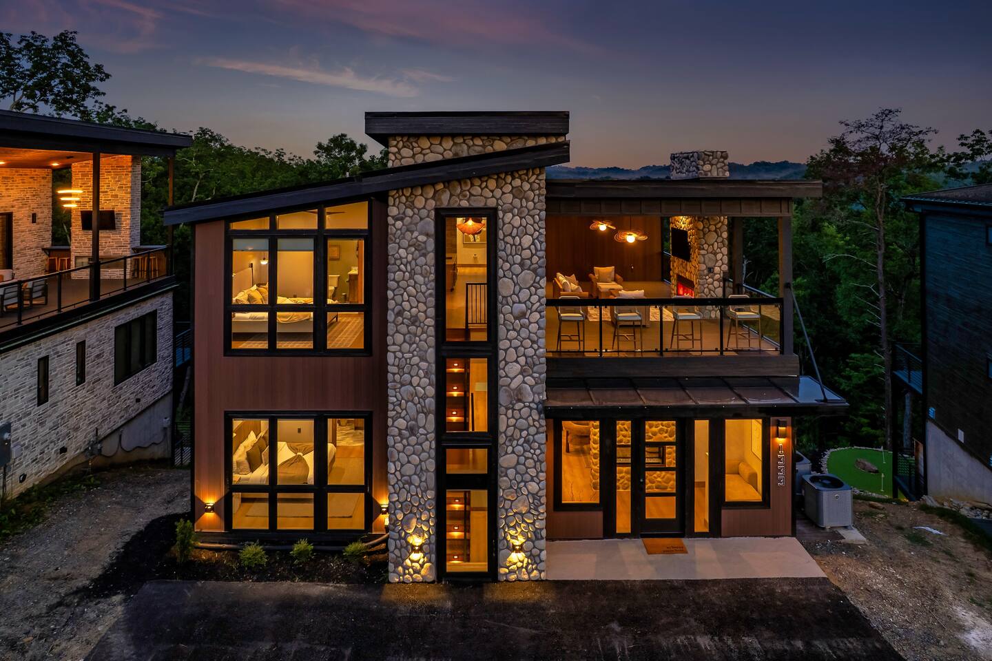 6BR Luxe Oasis | Indoor Pool | Rooftop | Sleeps 16