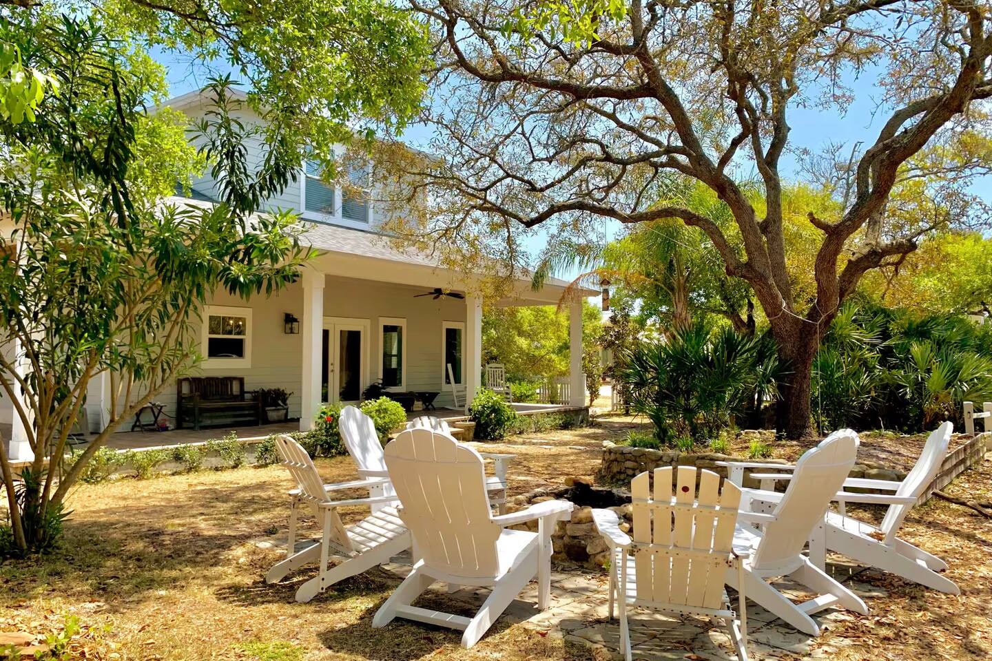 Walk to Beach | Hot Tub + Fire Pit + Shower