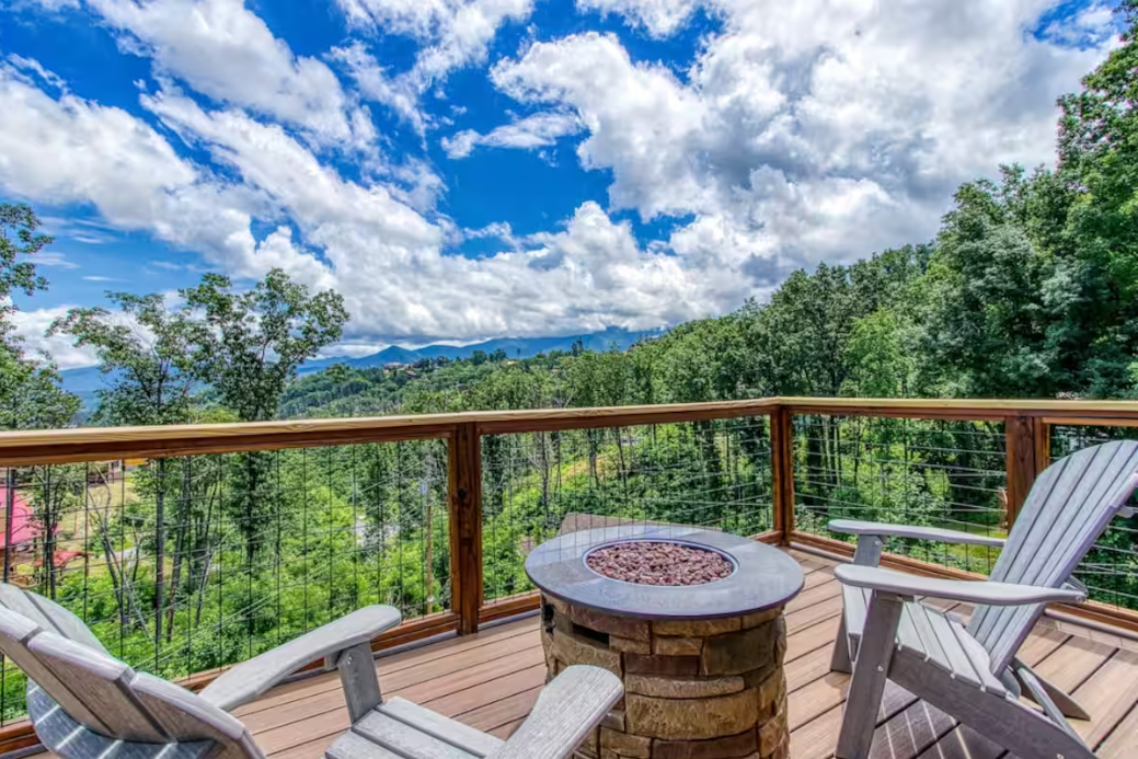 Fire Pit & Mountain Views | Near Gatlinburg