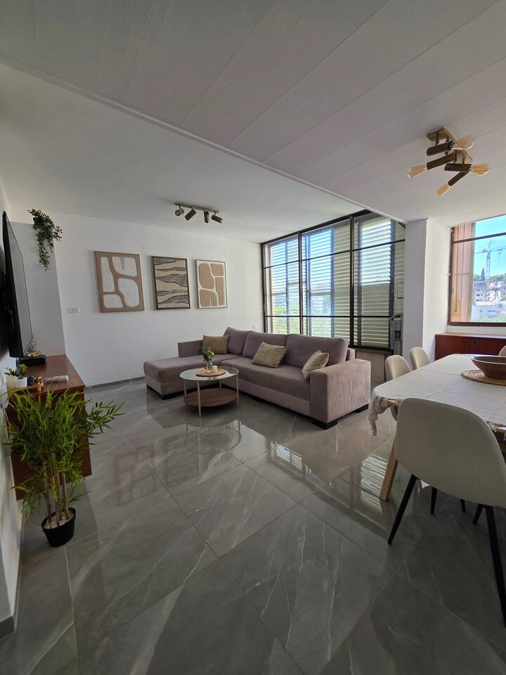 Horev Home — 3BR Carmel Apartment (up to 8) — Haifa — SHOOKROON GROUP