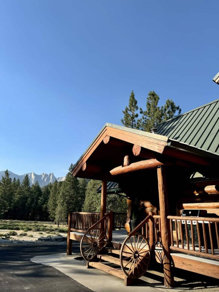 Sugar Pine Lodge at Peppermint Falls Ranch