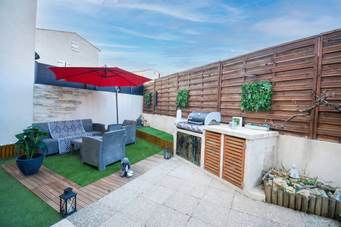 Sunny Escape, Pool & Boules · 8