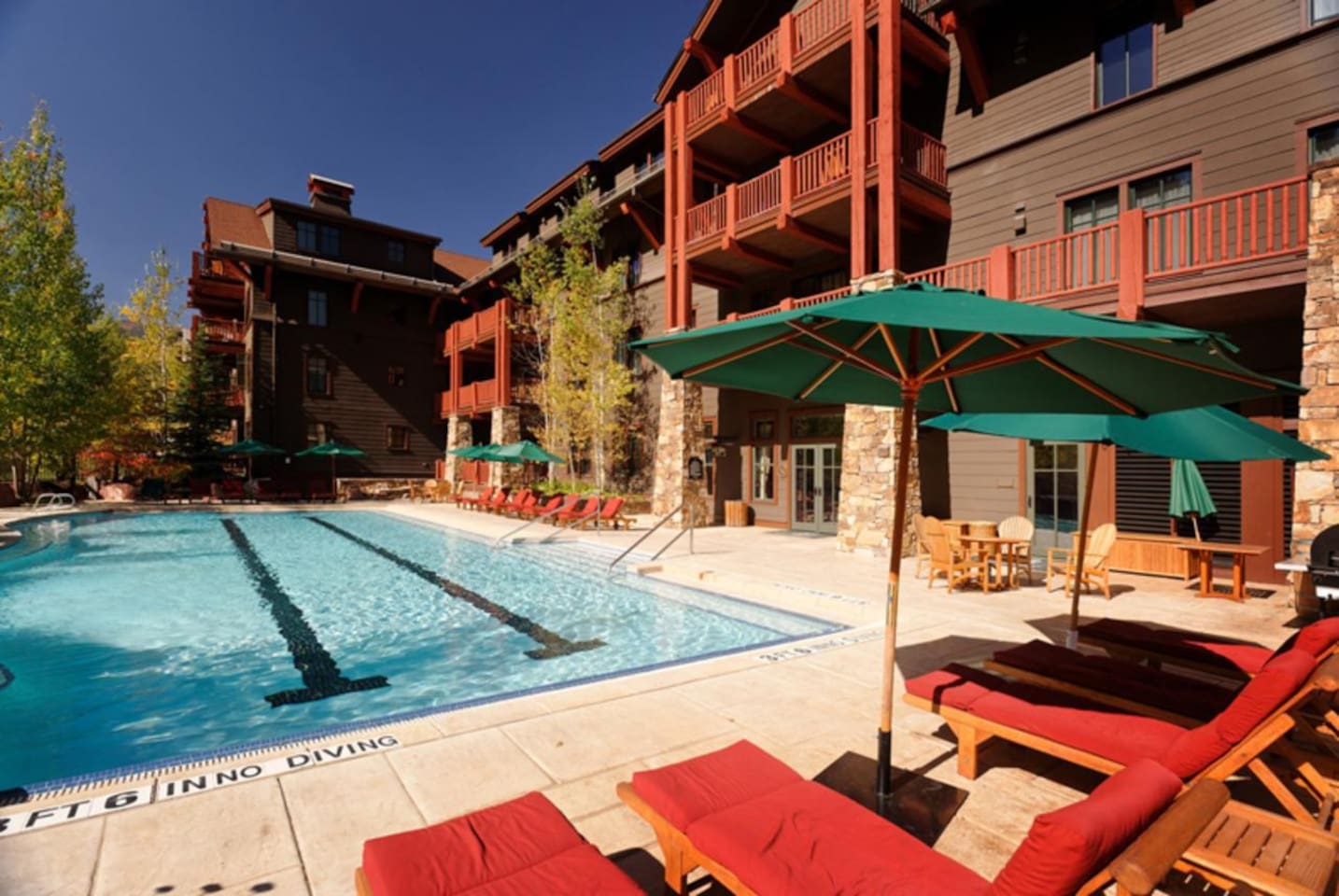 THE RITZ CARLTON RESORT-ASPEN-HIGHLANDS VILLAGE COLORADO OUTSIDE VIEW AND POOL